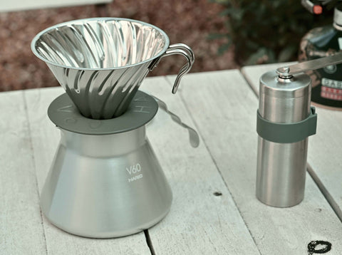【HARIO】 OUTDOOR メタルコーヒーミル 手動 ステンレス O-VMM-1-HSV