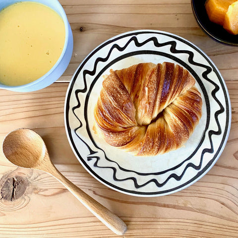 【麻布十番モンタボーのパンレビュー】クロワッサンベーグル、食べてみた