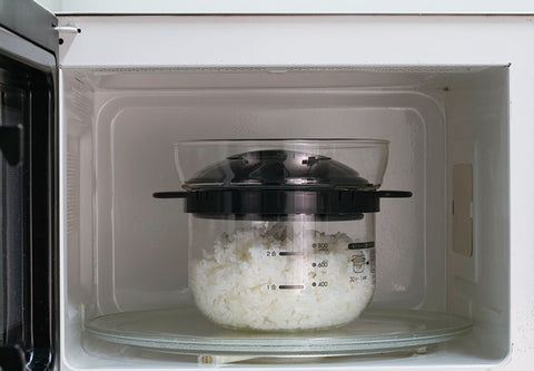【HARIO】 電子レンジ用炊飯器（約1～2合） ガラスのレンジご飯釜